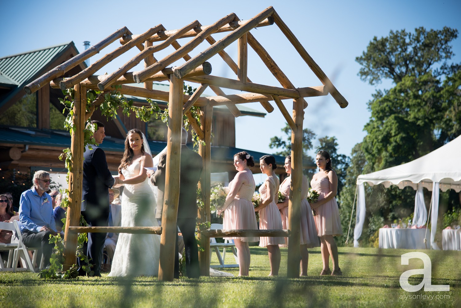 Eugene-Outdoor-Wedding-Photography-Christmas-Tree-Farm_0053.jpg