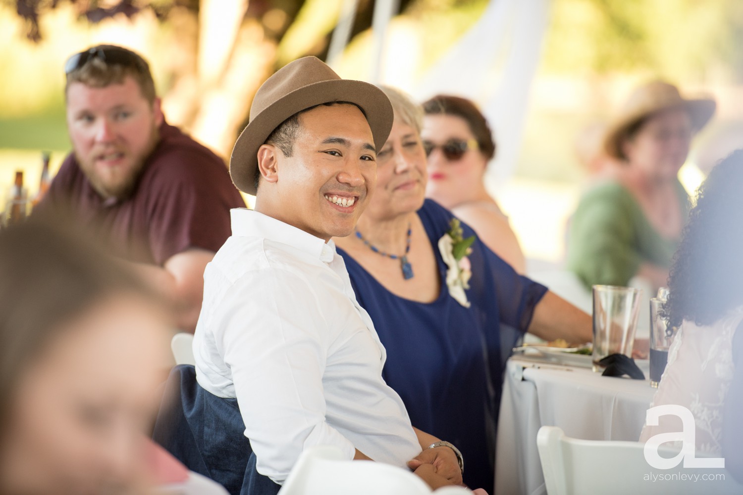 Eugene-Outdoor-Wedding-Photography-Christmas-Tree-Farm_0075.jpg