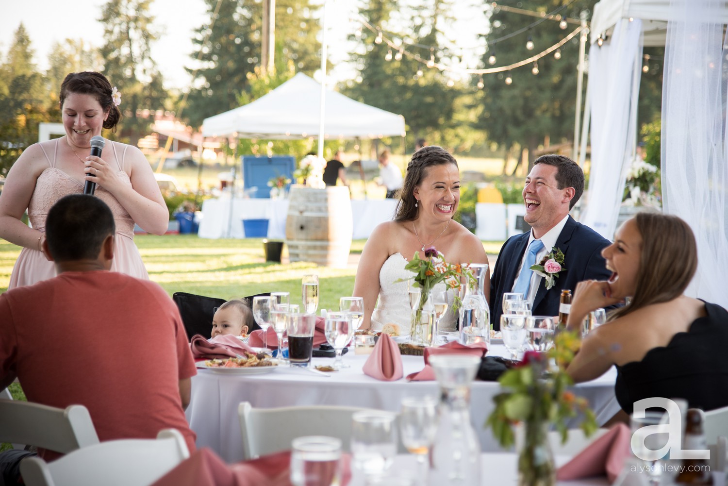 Eugene-Outdoor-Wedding-Photography-Christmas-Tree-Farm_0074.jpg