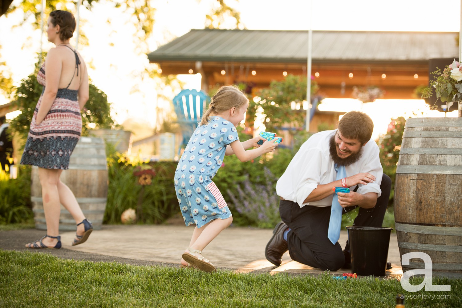 Eugene-Outdoor-Wedding-Photography-Christmas-Tree-Farm_0090.jpg