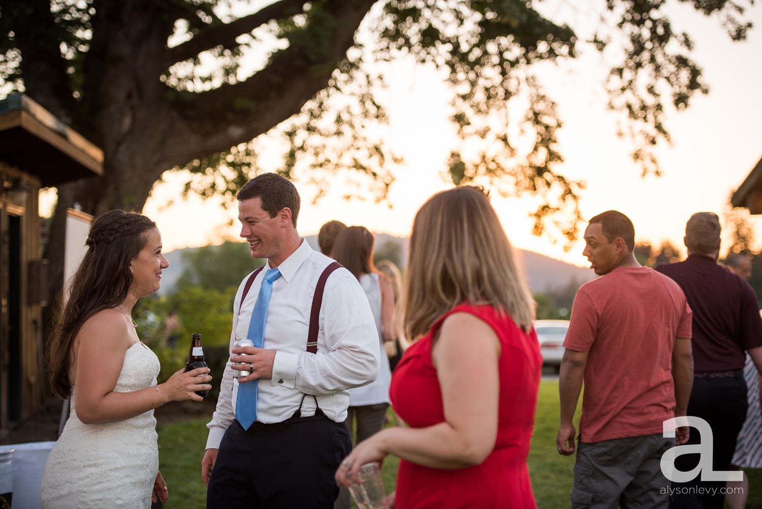 Eugene-Outdoor-Wedding-Photography-Christmas-Tree-Farm_0107.jpg