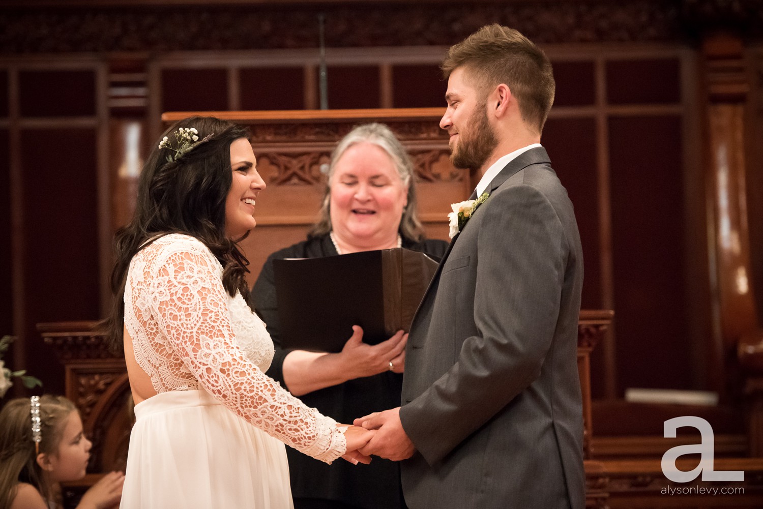 Downtown-Portland-Wedding-Photography_0045.jpg