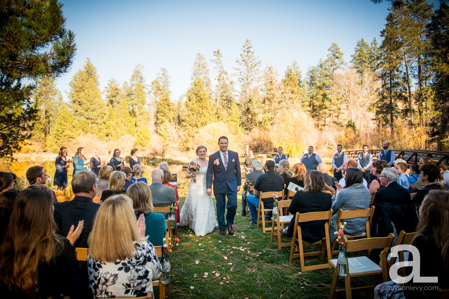 Aspen-Hall-Bend-Oregon-Wedding-Photography_0059.jpg