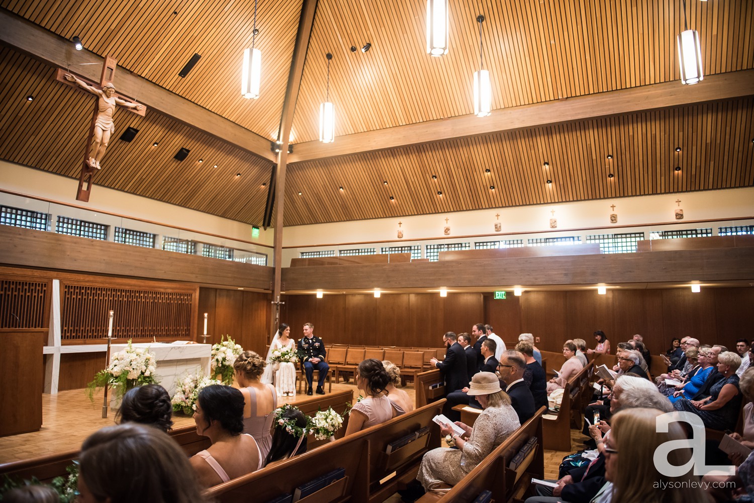 Portland-Oregon-Wedding-Photography-PortlandSpirit-Waterfront_0053.jpg