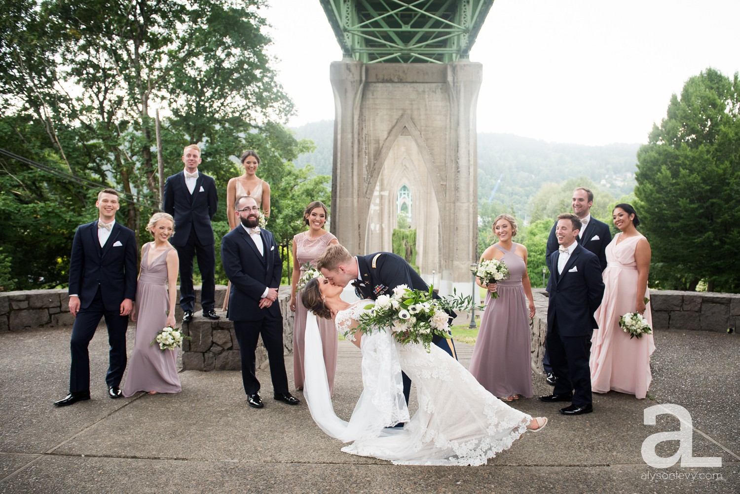 Portland-Oregon-Wedding-Photography-PortlandSpirit-Waterfront_0064.jpg