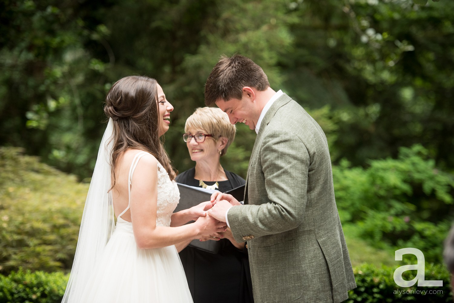 Leach-Botanical-Gardens-Portland-Oregon-Wedding-Photography_0045.jpg