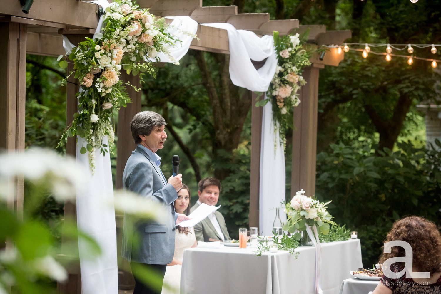 Leach-Botanical-Gardens-Portland-Oregon-Wedding-Photography_0083.jpg