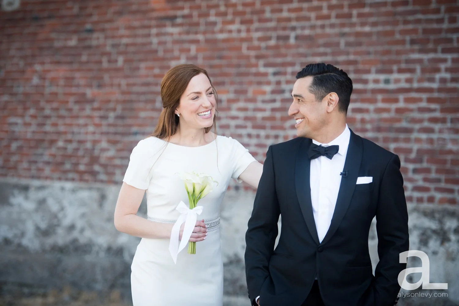 Castaway-Portland-Oregon-Urban-Wedding-Photography_0012.jpg
