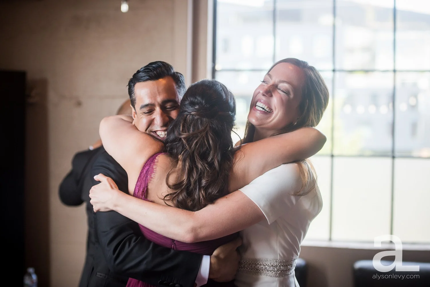 Castaway-Portland-Oregon-Urban-Wedding-Photography_0041.jpg