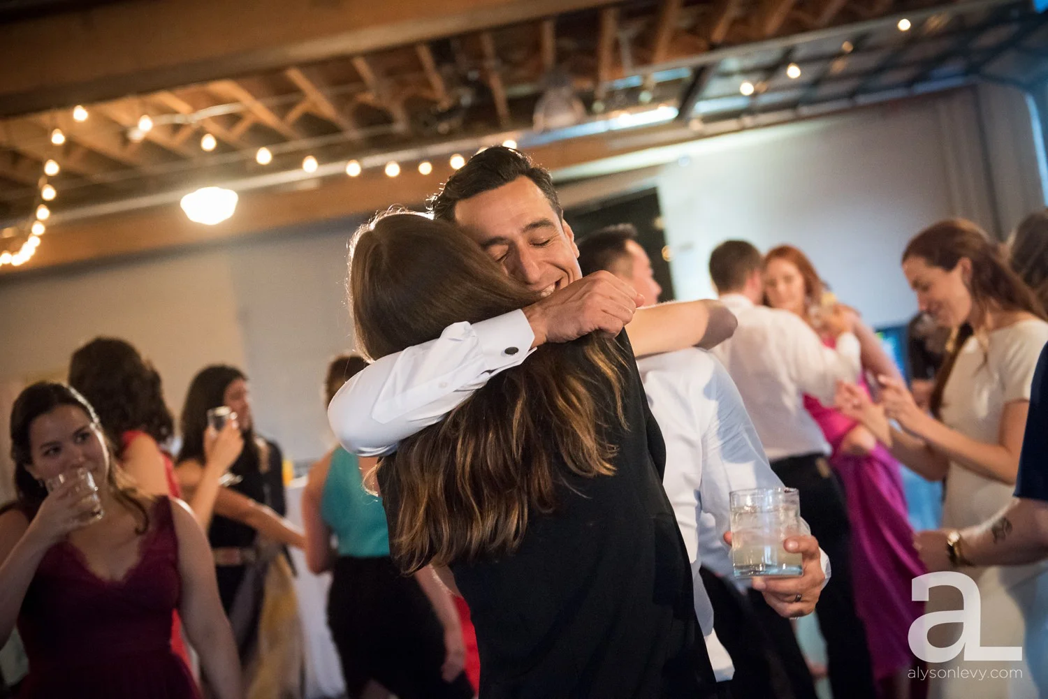 Castaway-Portland-Oregon-Urban-Wedding-Photography_0095.jpg