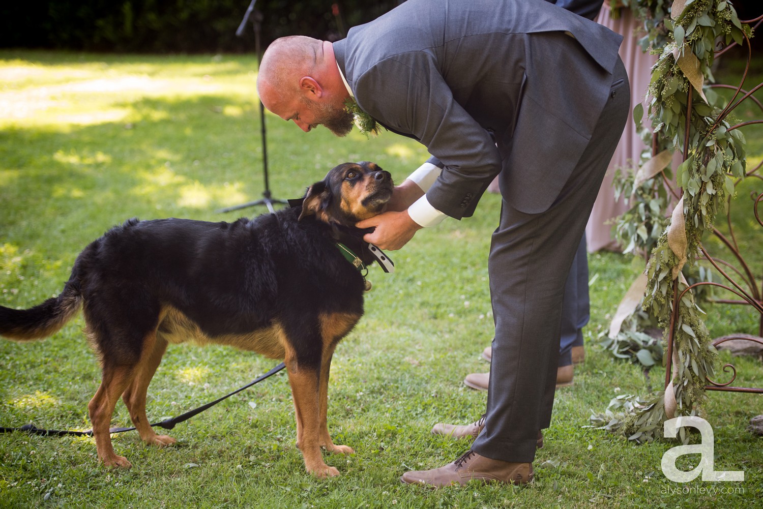 Camp-Angelos-Columbia-River-Gorge-Wedding-Photography_0036.jpg