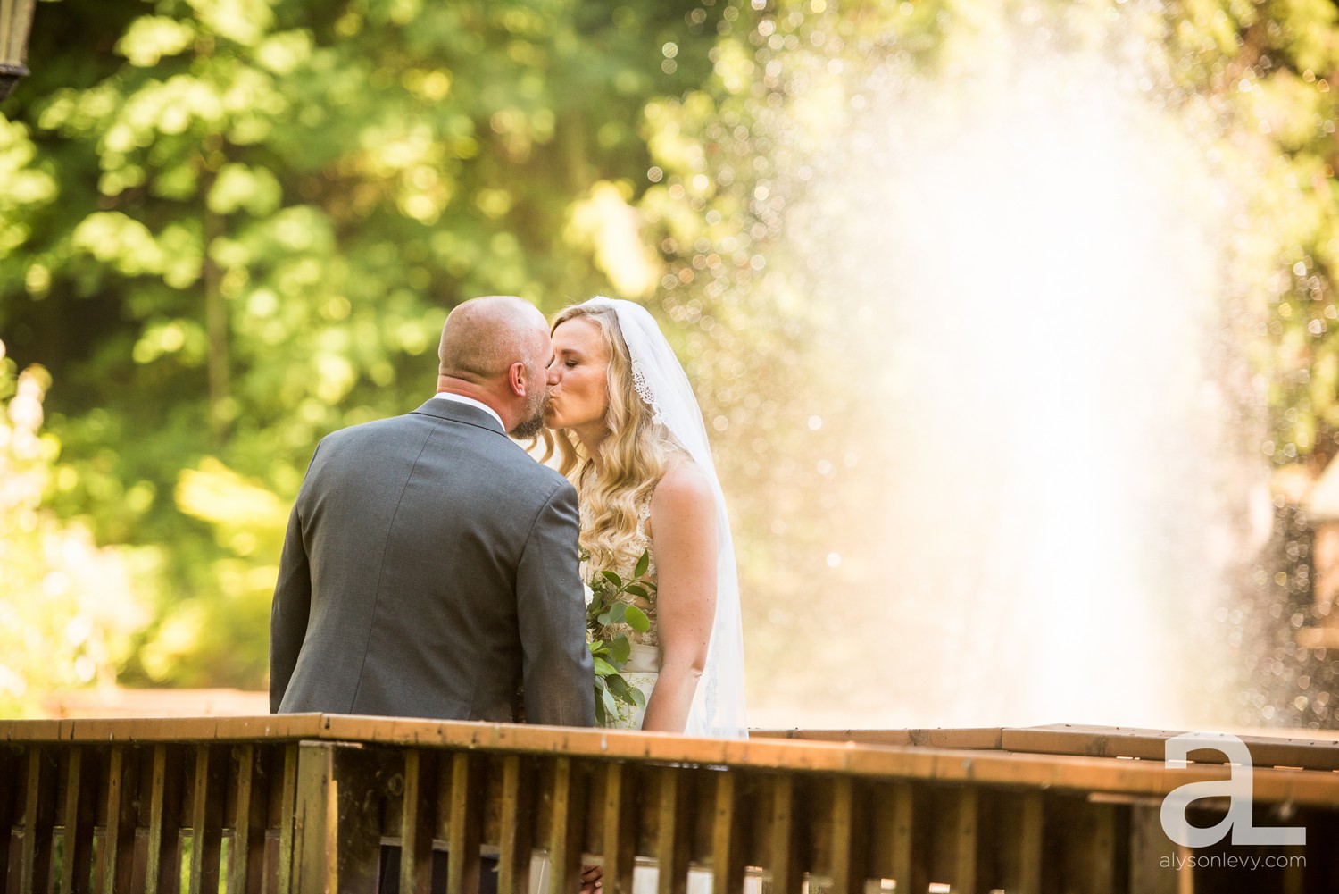 Camp-Angelos-Columbia-River-Gorge-Wedding-Photography_0073.jpg