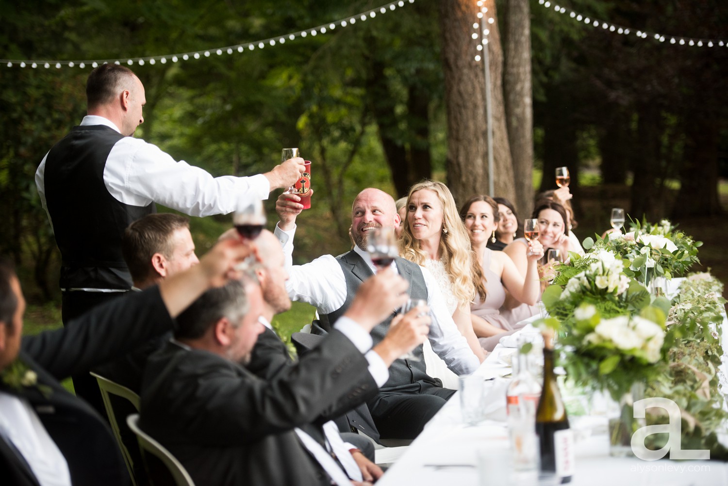 Camp-Angelos-Columbia-River-Gorge-Wedding-Photography_0105.jpg