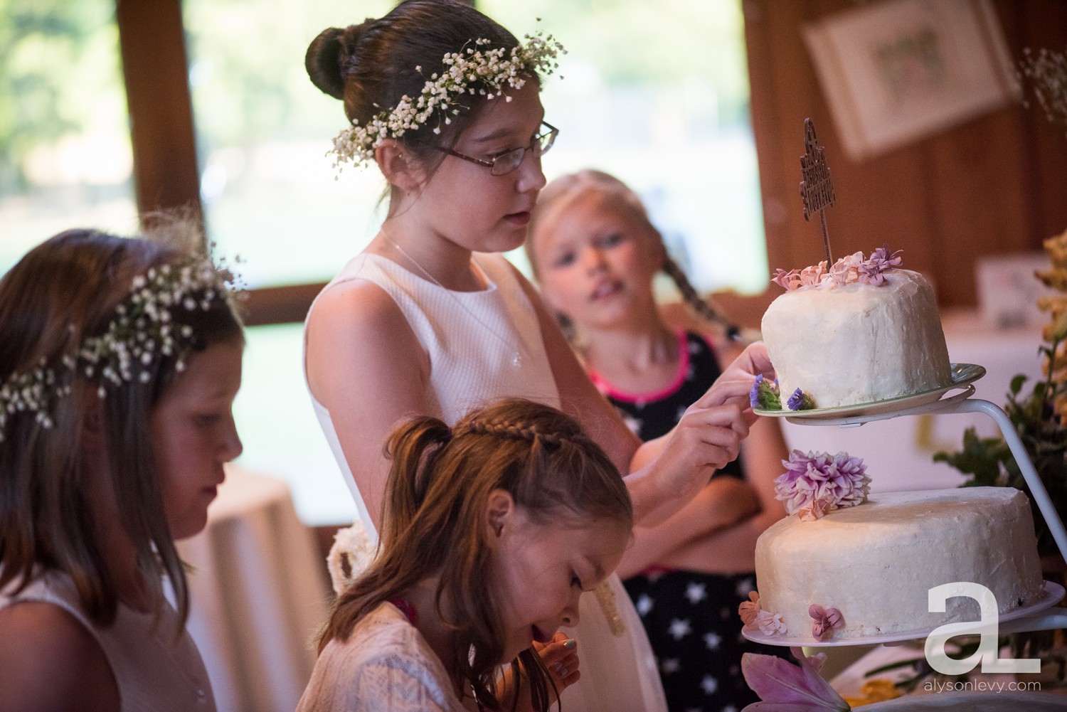 Camp-Angelos-Columbia-River-Gorge-Wedding-Photography_0112.jpg