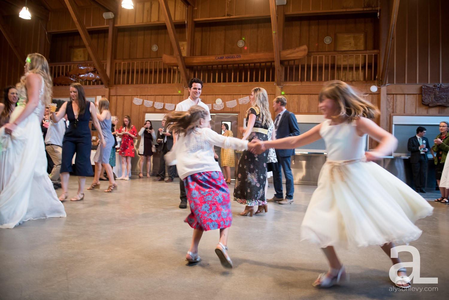 Camp-Angelos-Columbia-River-Gorge-Wedding-Photography_0135.jpg