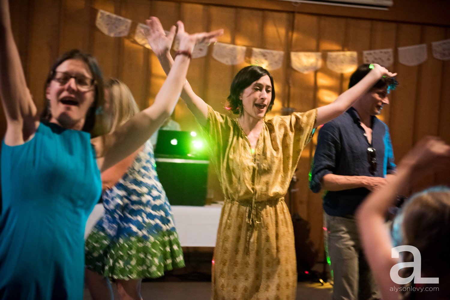 Camp-Angelos-Columbia-River-Gorge-Wedding-Photography_0141.jpg