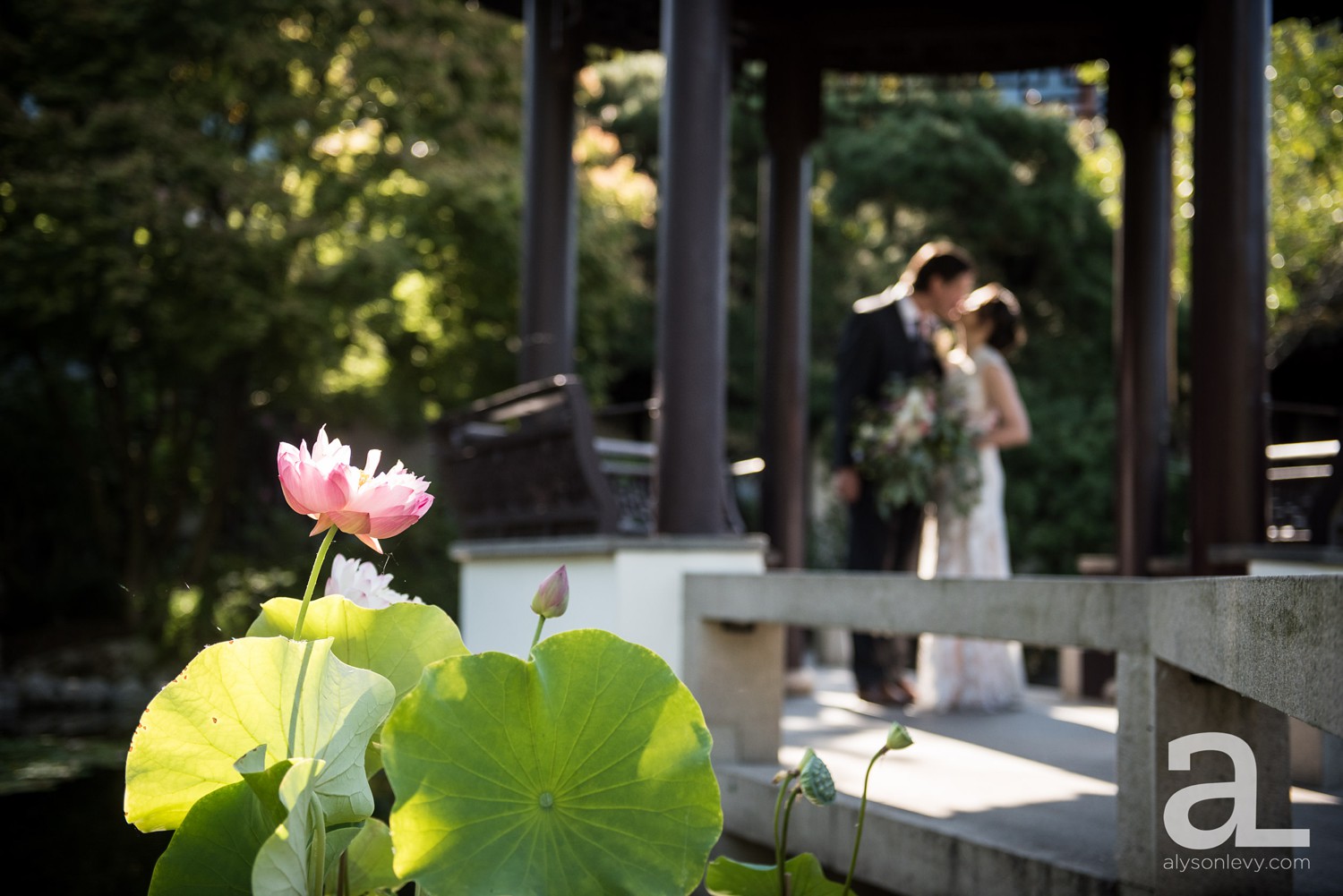 Coopers-Hall-Lan-Su-Chinese-Garden-Portland-Wedding-Photography_0040.jpg