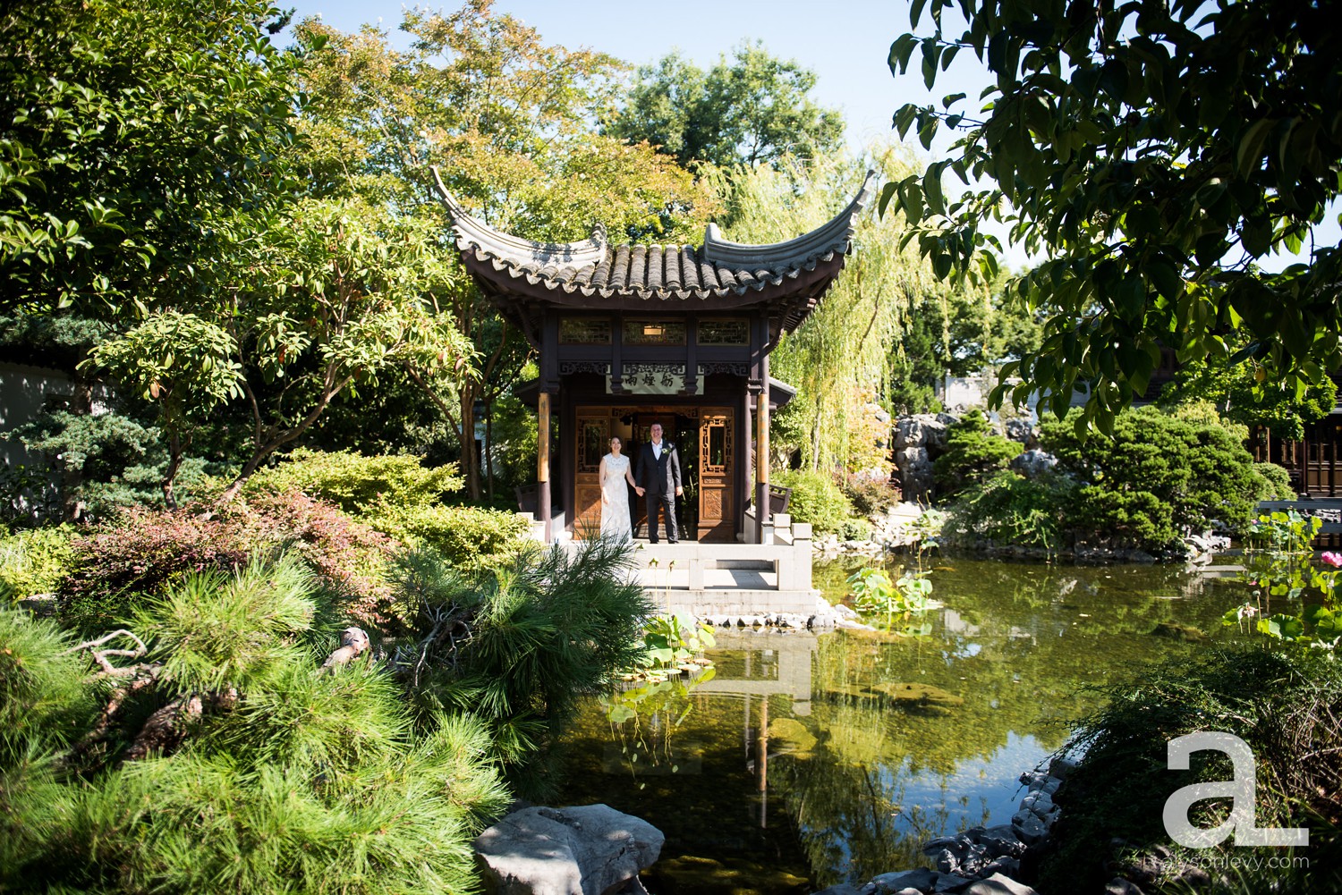 Coopers-Hall-Lan-Su-Chinese-Garden-Portland-Wedding-Photography_0043.jpg