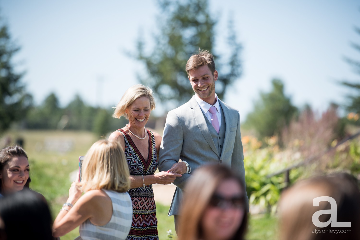Destination-Wedding-Photography-Evergreen-Memorial-Barn_0034.jpg