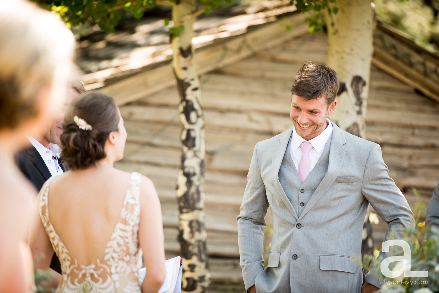 Destination-Wedding-Photography-Evergreen-Memorial-Barn_0051.jpg