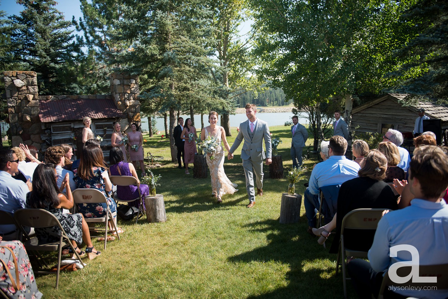 Destination-Wedding-Photography-Evergreen-Memorial-Barn_0058.jpg