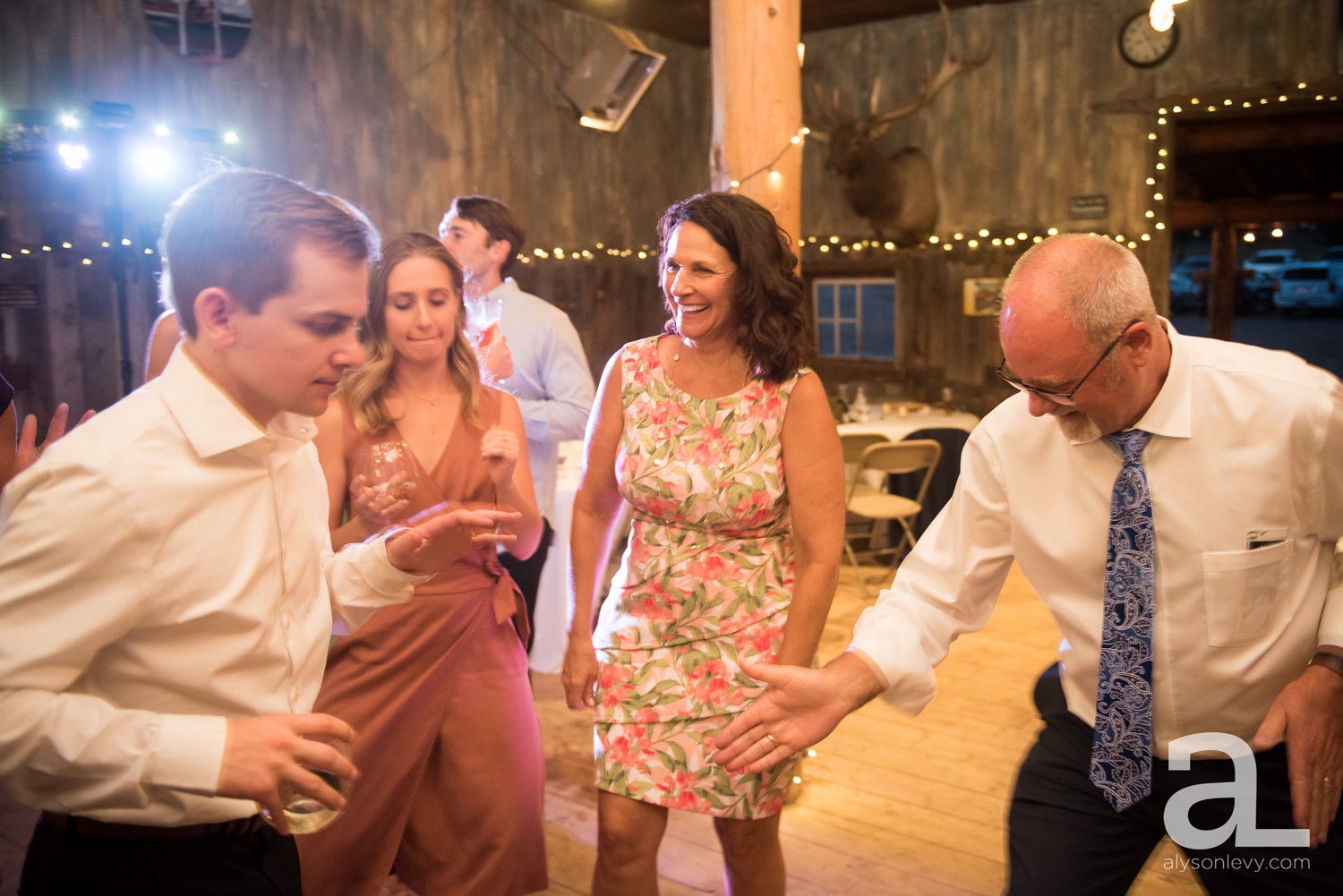 Destination-Wedding-Photography-Evergreen-Memorial-Barn_0110.jpg