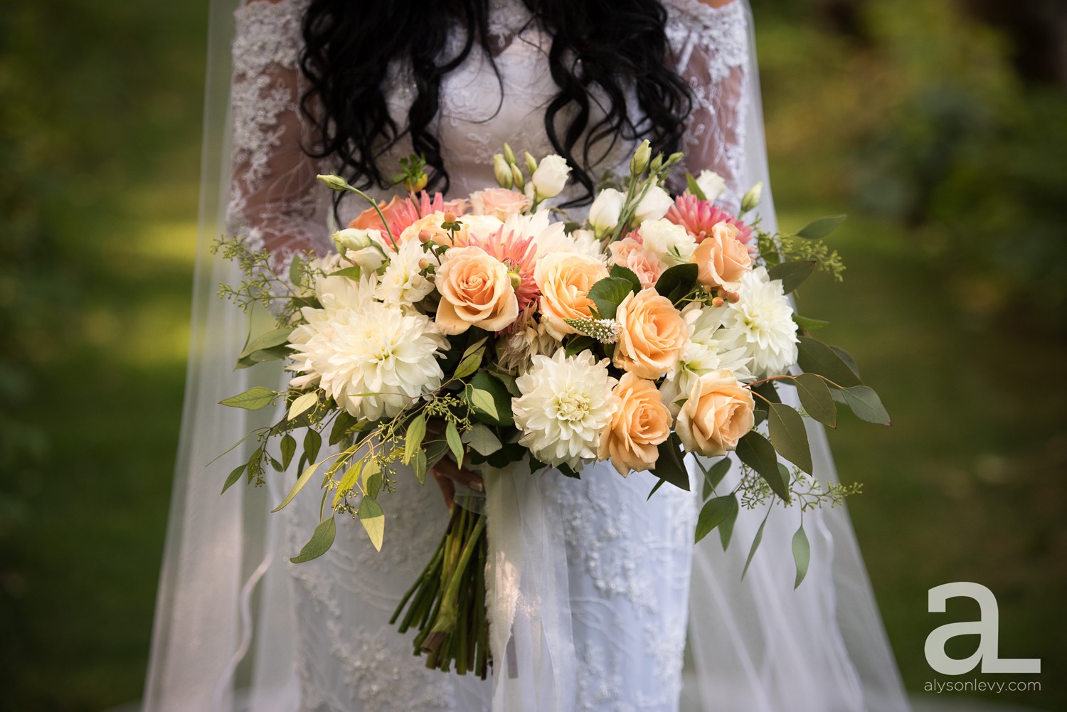 Portland-Wedding-Photography-Bridal-Veil-Lakes_0015.jpg