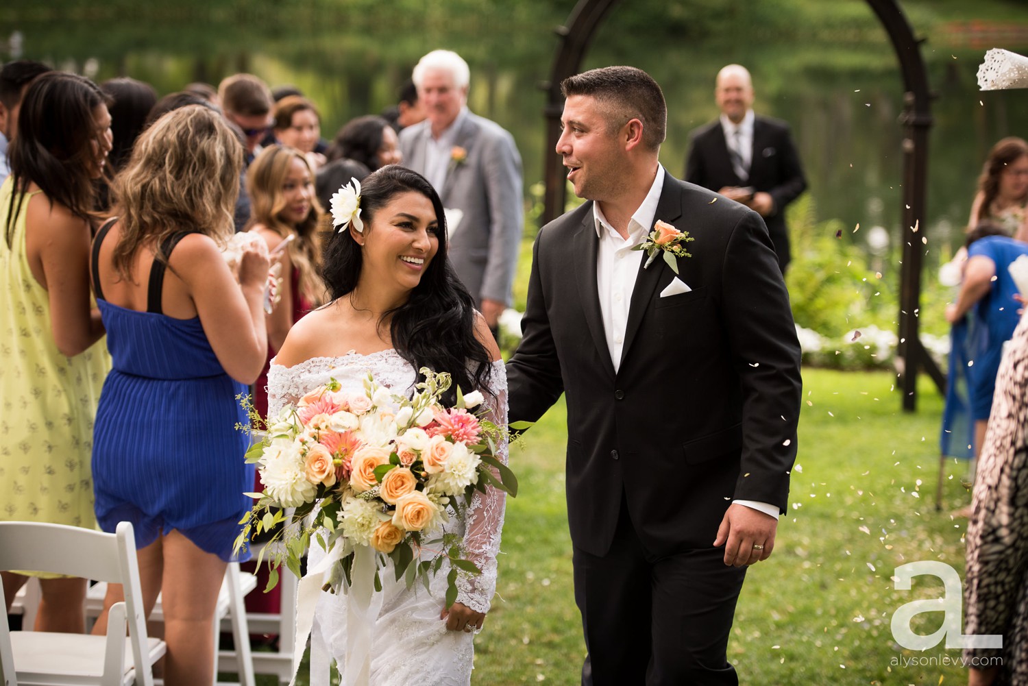 Portland-Wedding-Photography-Bridal-Veil-Lakes_0048.jpg