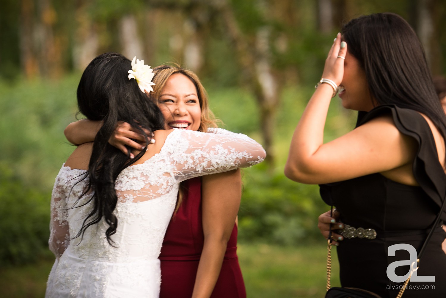 Portland-Wedding-Photography-Bridal-Veil-Lakes_0054.jpg