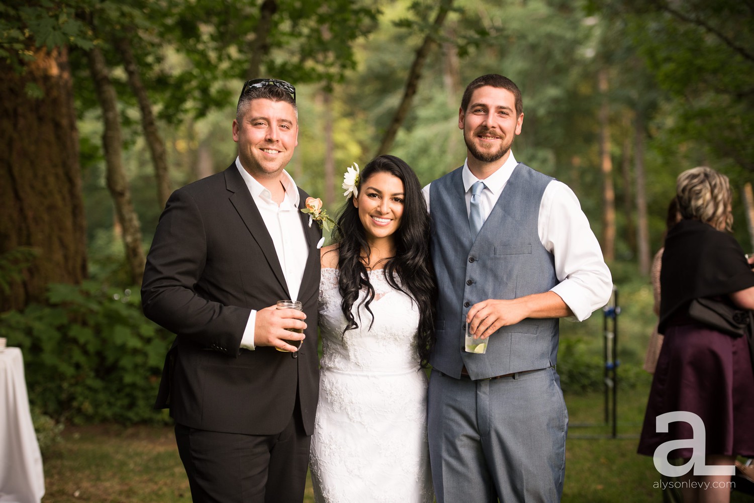 Portland-Wedding-Photography-Bridal-Veil-Lakes_0055.jpg
