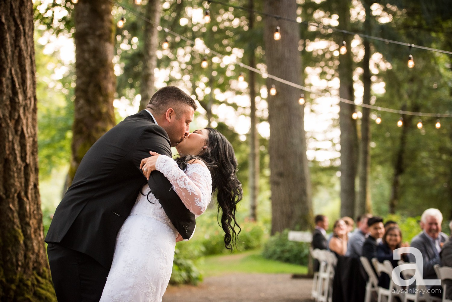 Portland-Wedding-Photography-Bridal-Veil-Lakes_0079.jpg