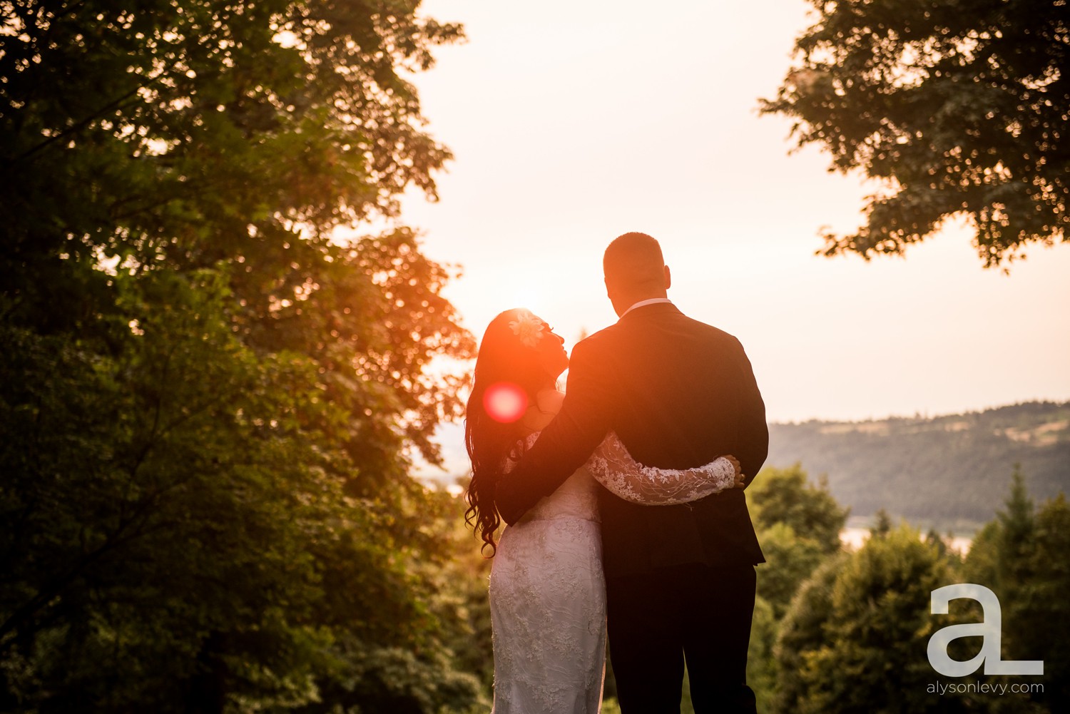 Portland-Wedding-Photography-Bridal-Veil-Lakes_0089.jpg
