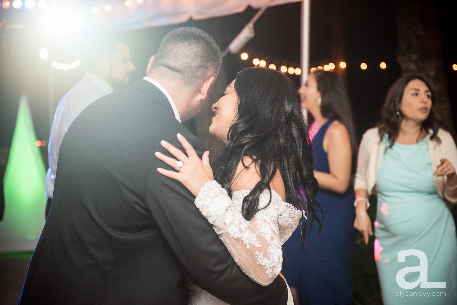 Portland-Wedding-Photography-Bridal-Veil-Lakes_0103.jpg