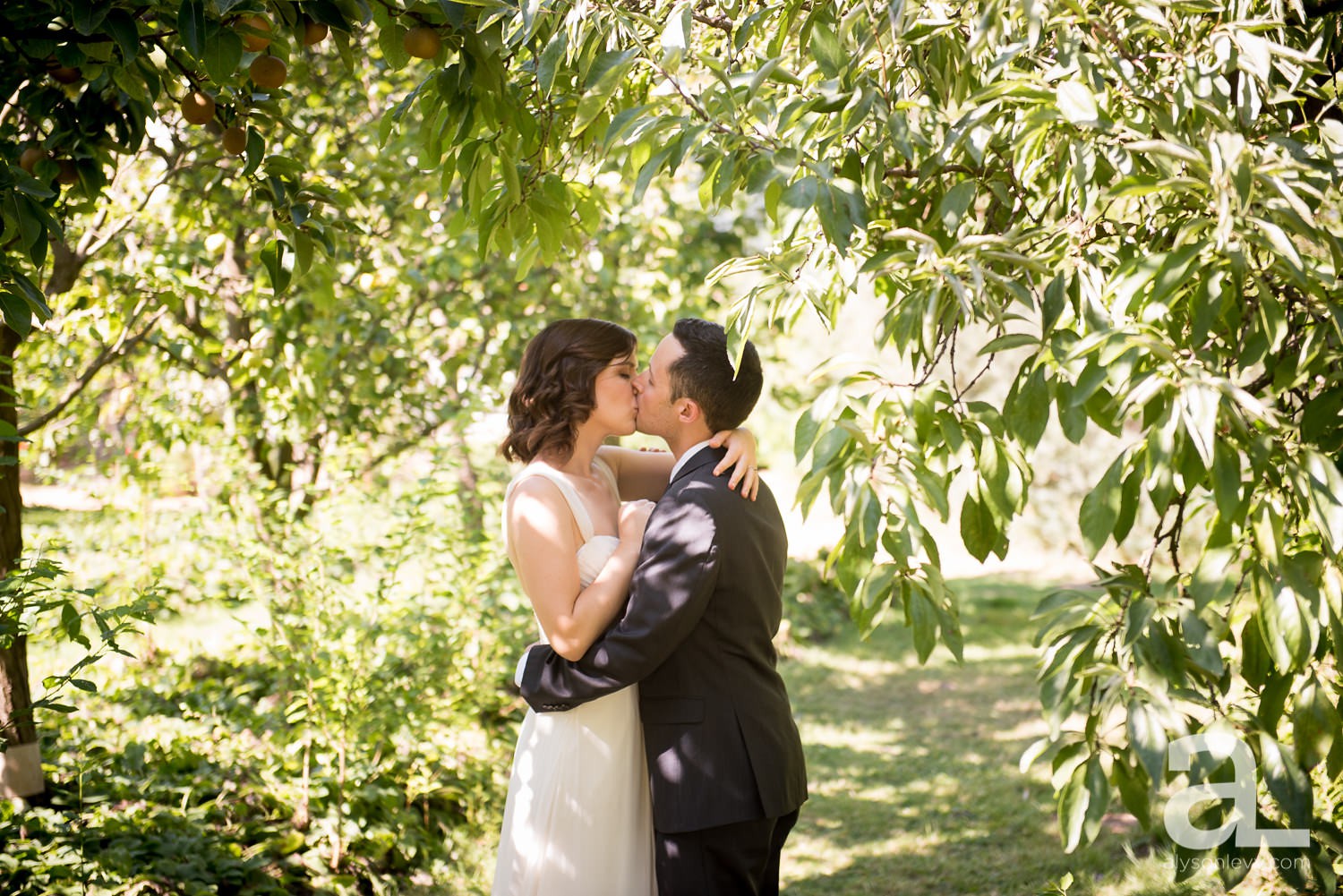 Portland-Wedding-Photography-Blackberry-Hall-Meadow_0008.jpg