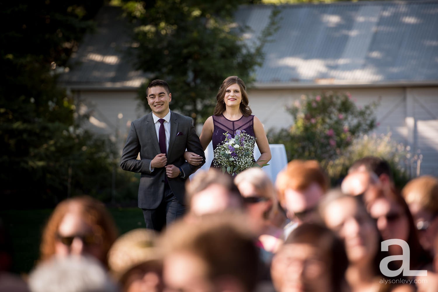 Portland-Wedding-Photography-Blackberry-Hall-Meadow_0019.jpg