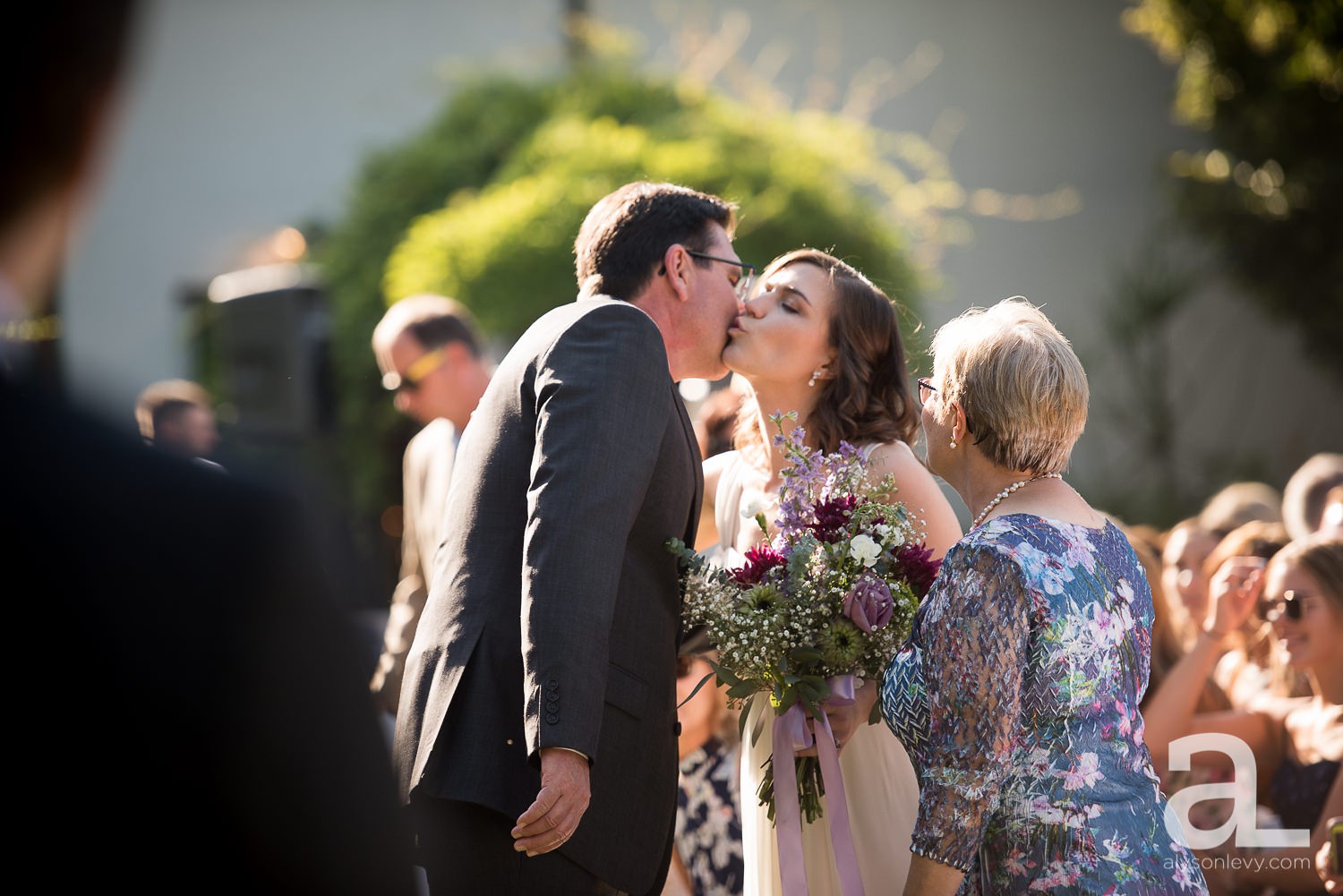 Portland-Wedding-Photography-Blackberry-Hall-Meadow_0031.jpg