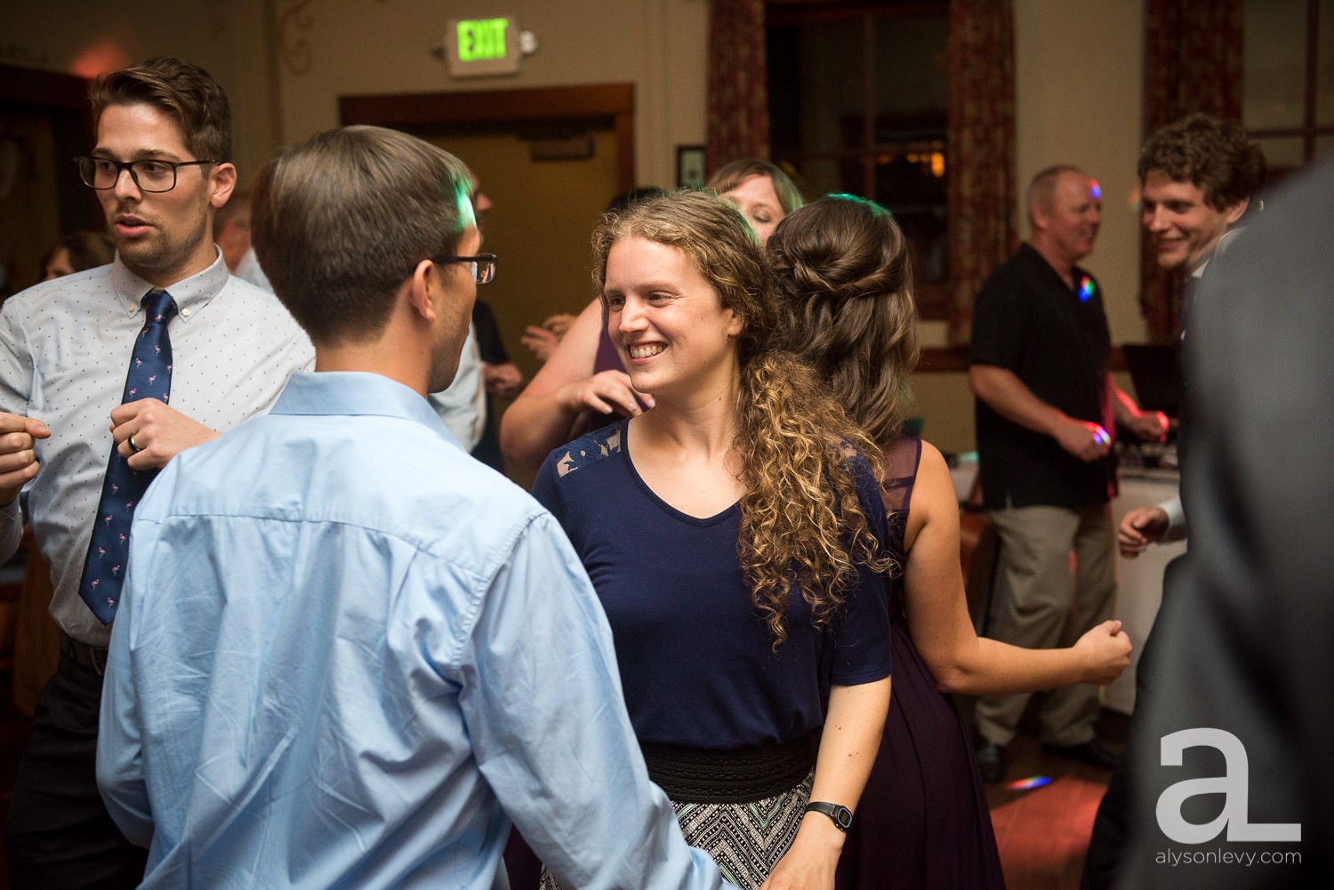 Portland-Wedding-Photography-Blackberry-Hall-Meadow_0105.jpg