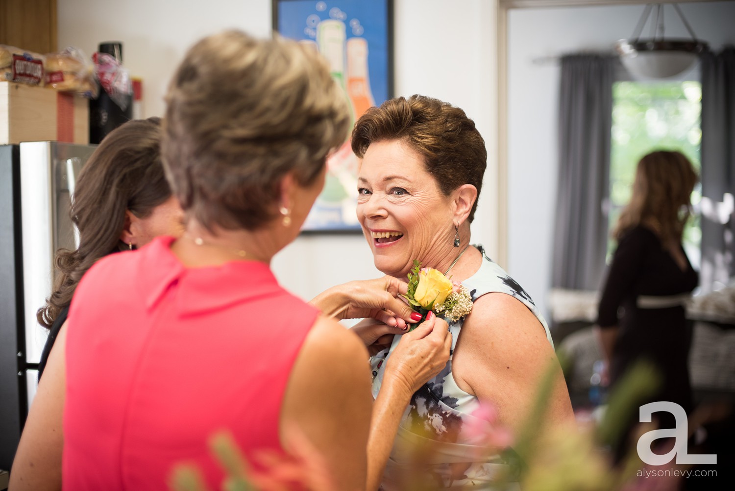 Portland-Backyard-Wedding-Photography_0005.jpg