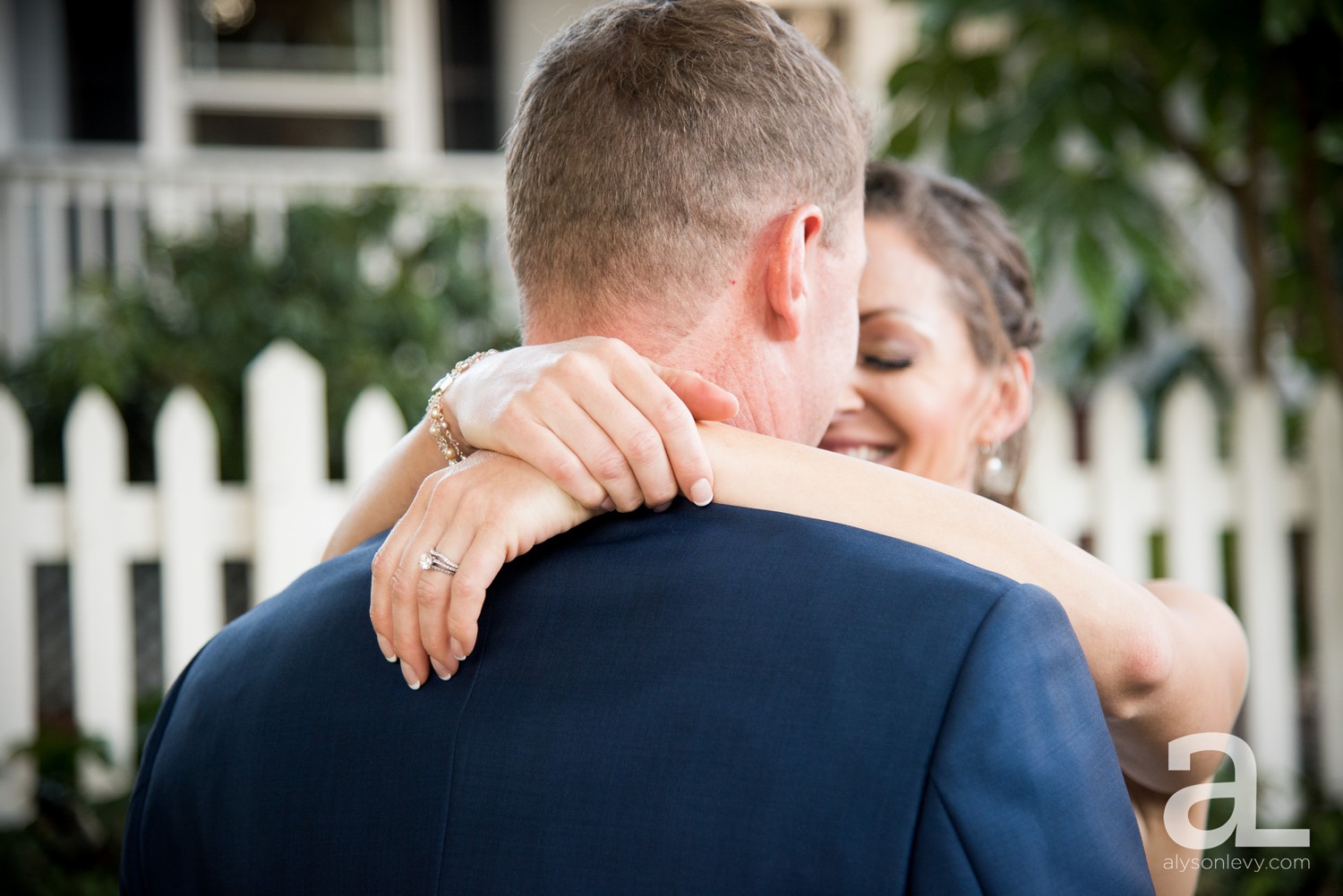 Portland-Backyard-Wedding-Photography_0036.jpg