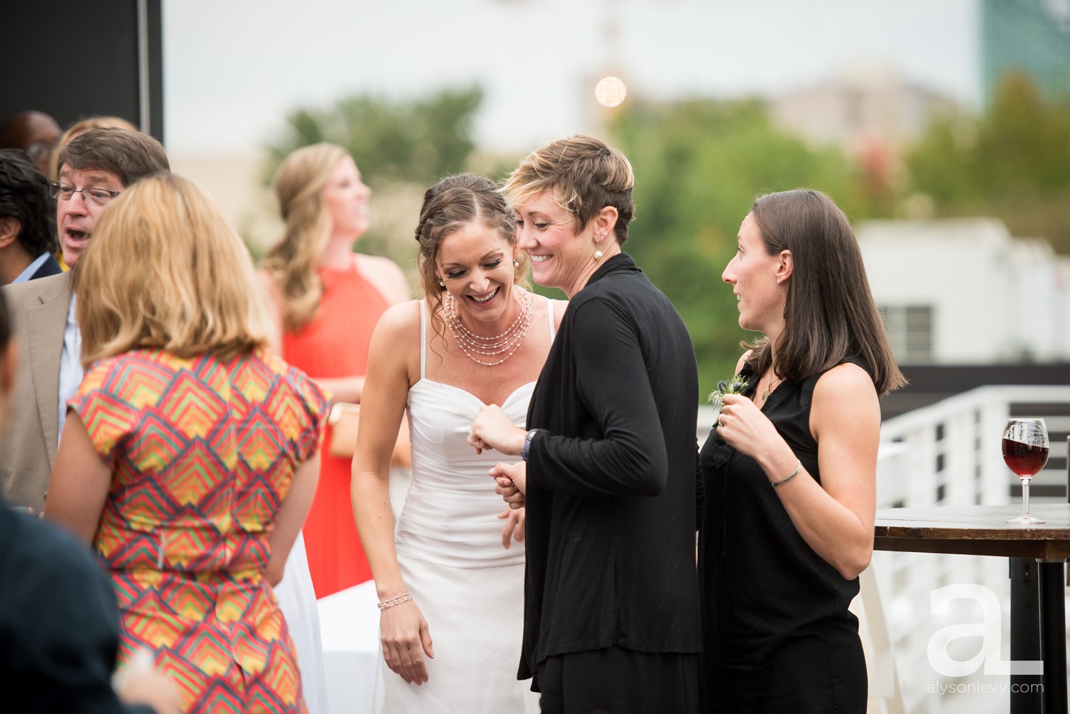 Portland-Backyard-Wedding-Photography_0045.jpg