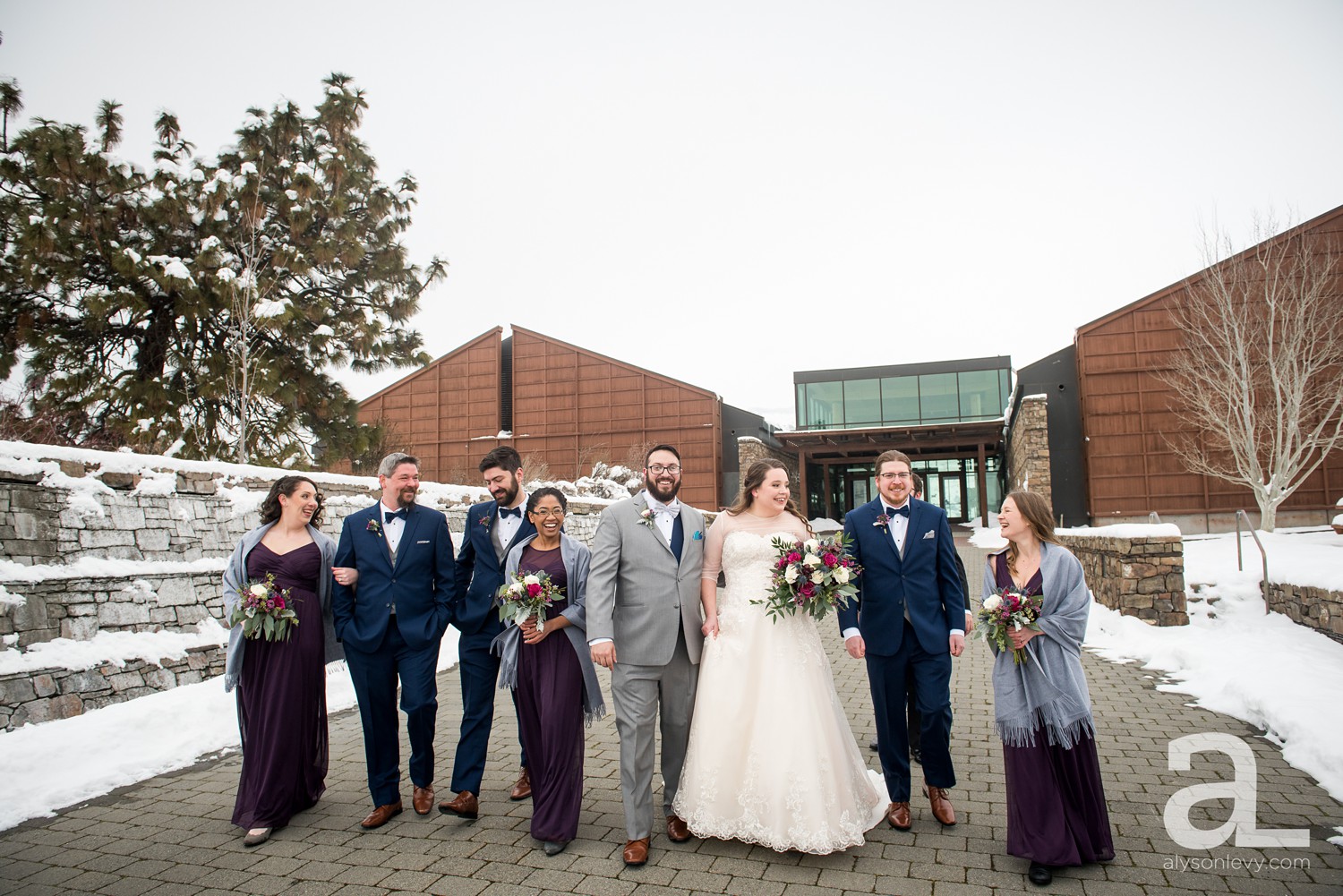 Oregon-Columbia-River-Gorge-Wedding-Photography_0012.jpg