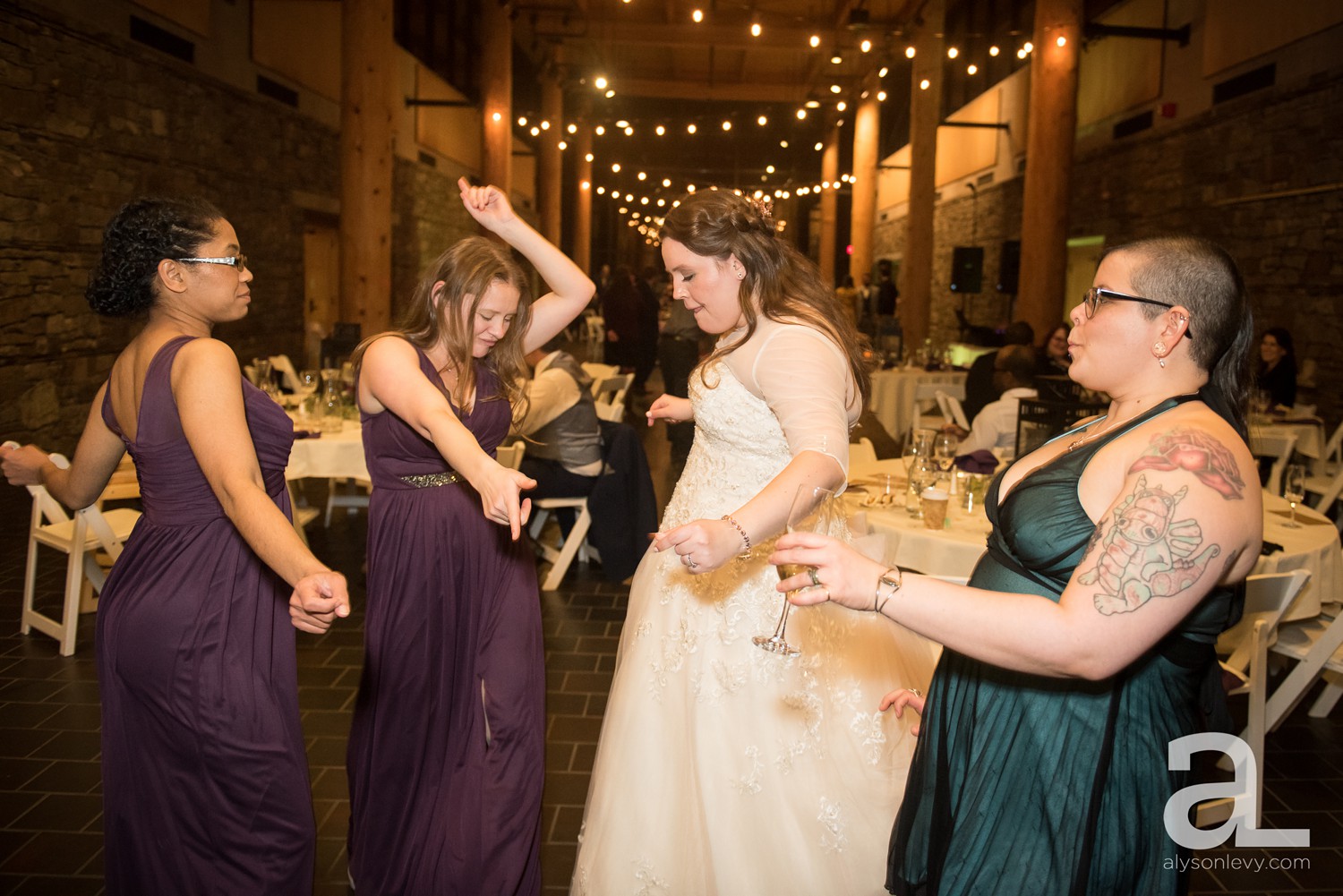 Oregon-Columbia-River-Gorge-Wedding-Photography_0061.jpg