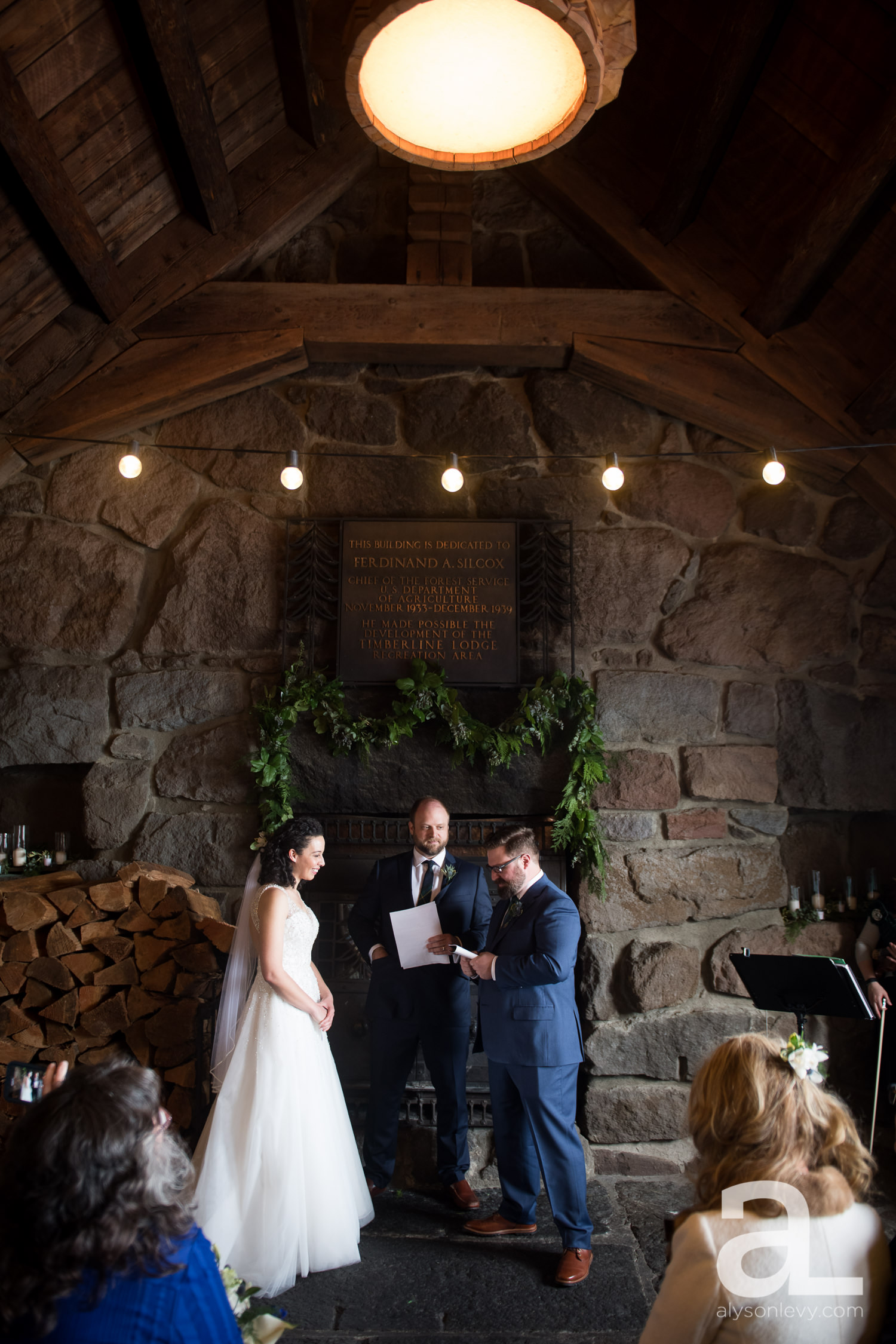Silcox-Hut-Wedding-069.jpg