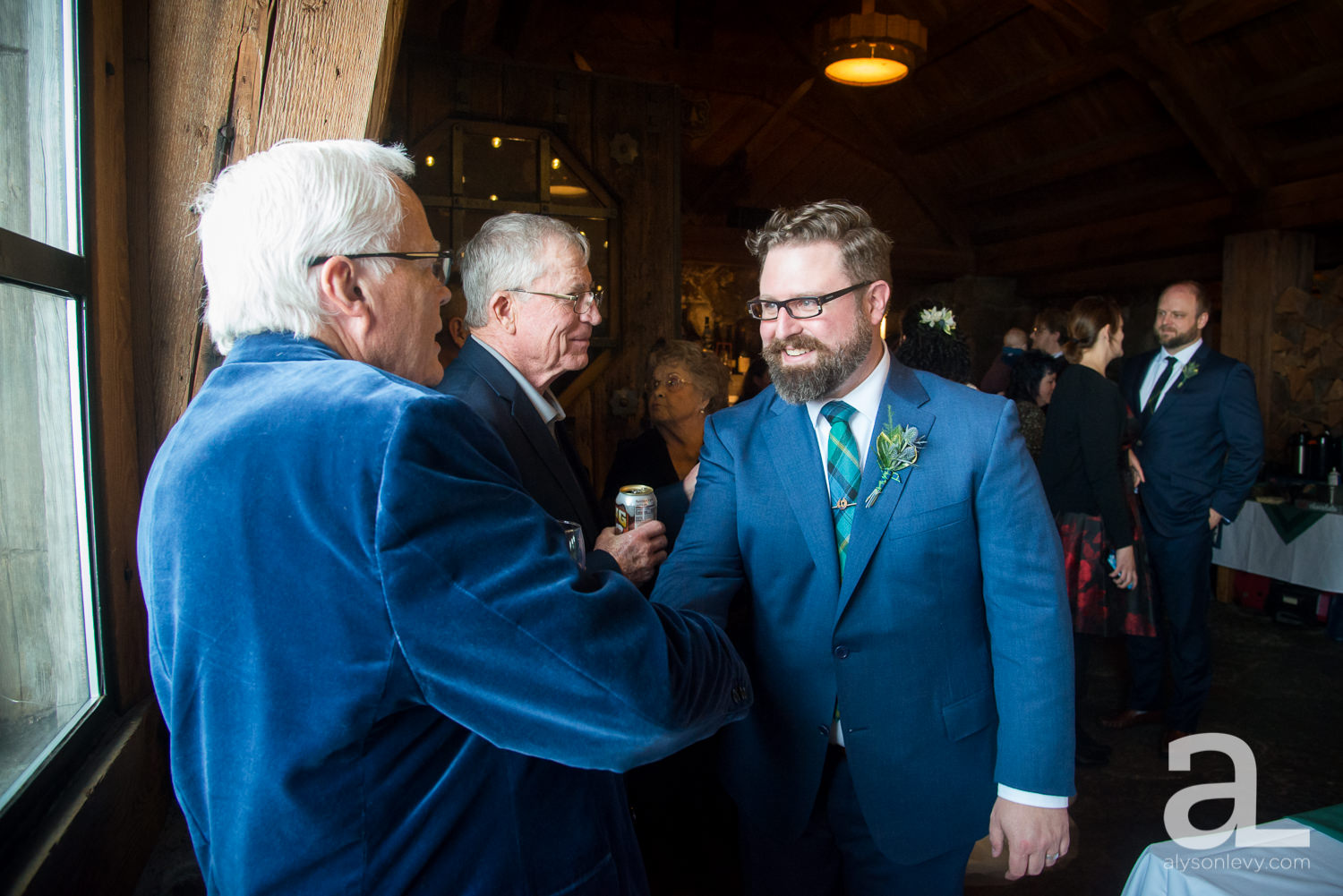 Silcox-Hut-Wedding-085.jpg