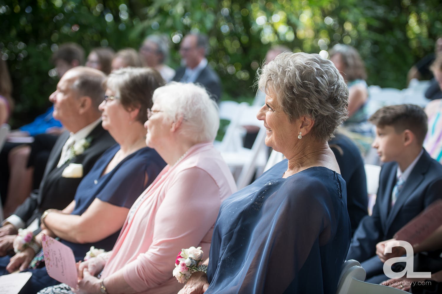 McMenamins-Edgefield-Wedding-Photography_0040.jpg