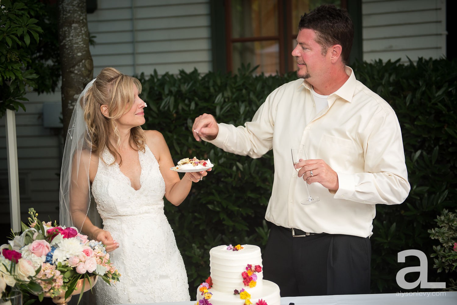McMenamins-Edgefield-Wedding-Photography_0114.jpg