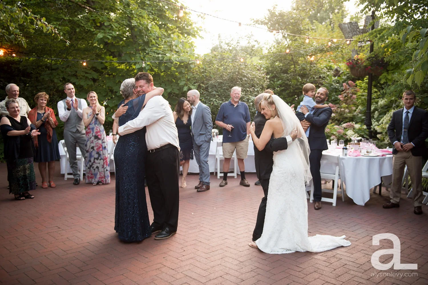 McMenamins-Edgefield-Wedding-Photography_0130.jpg