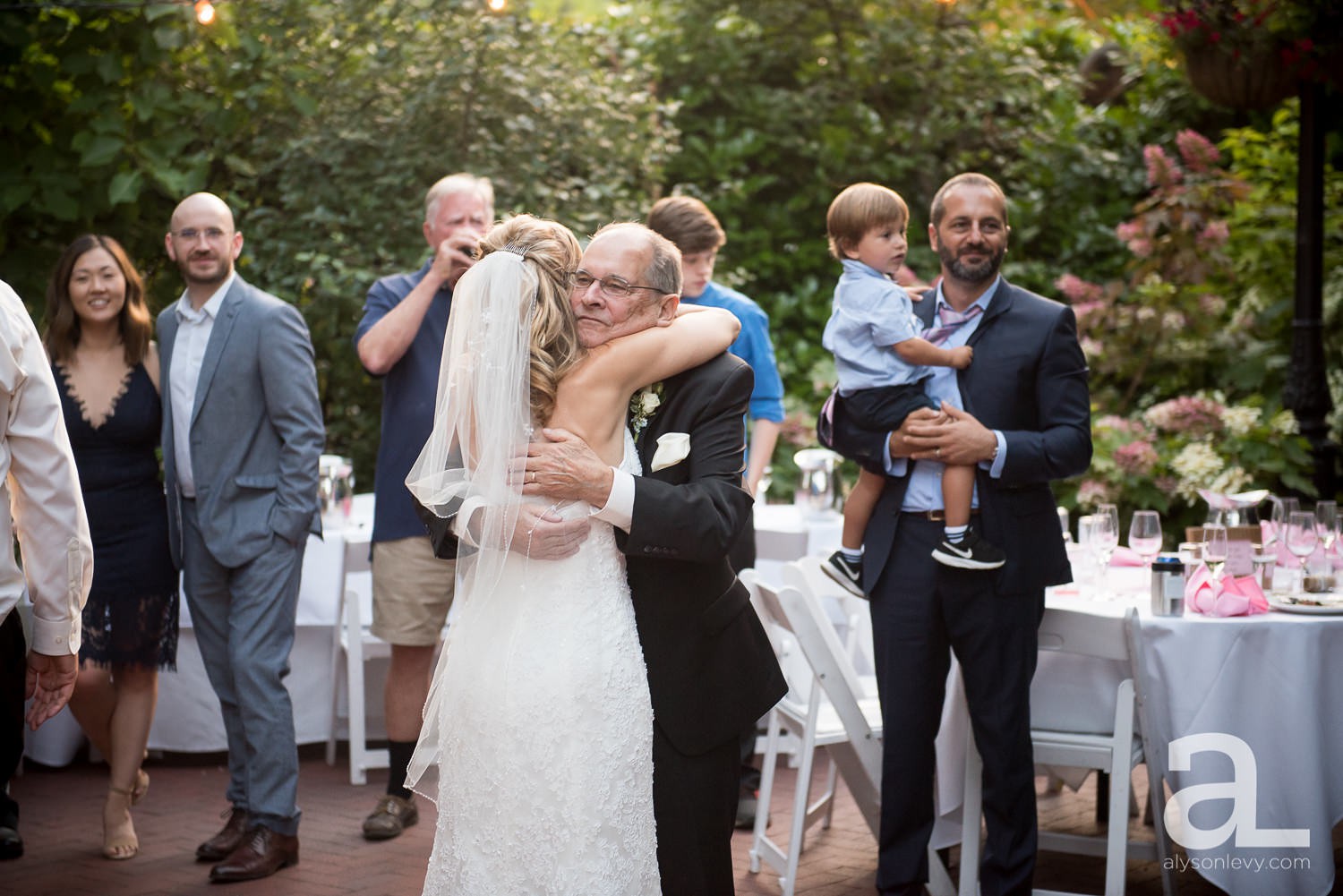 McMenamins-Edgefield-Wedding-Photography_0131.jpg