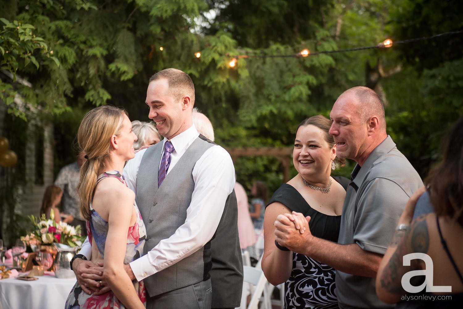 McMenamins-Edgefield-Wedding-Photography_0137.jpg