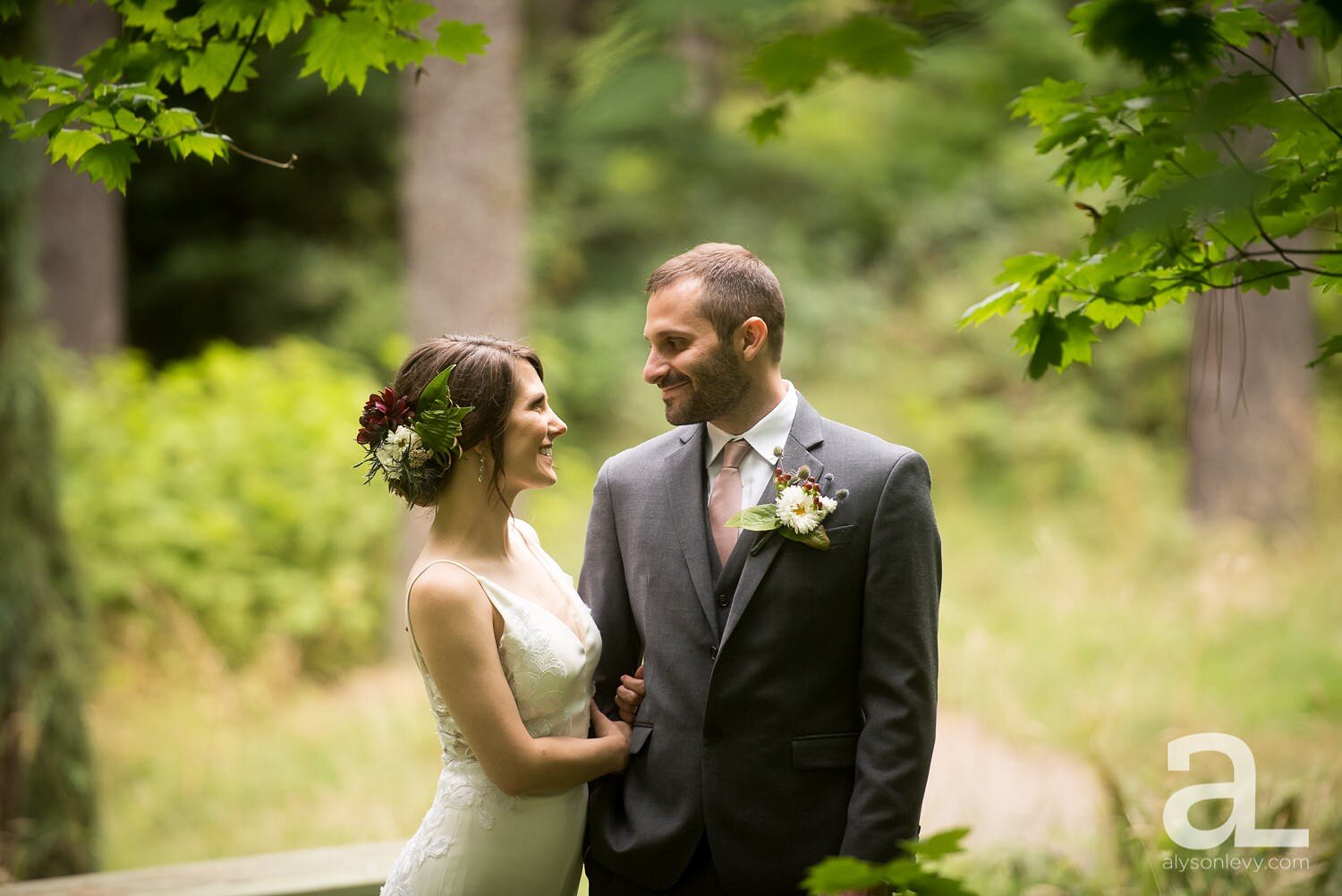Portland-Hoyt-Arboretum-Backyard-Wedding-Photography_0088.jpg